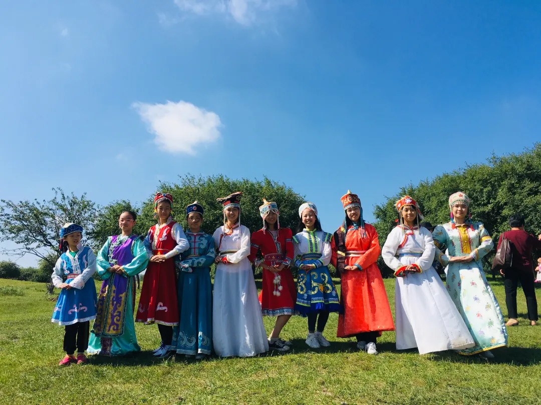 1776178425519510.jpg 233544522.jpg